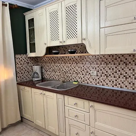 Skanderbeg Square Explorer