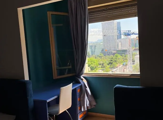 Skanderbeg Square Explorer 公寓